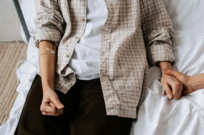 20 Personas comparten historias de cuando sus malas decisiones cambiaron el curso de sus vidas