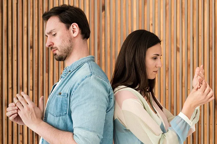 People Look Back On Their 45 Biggest Regrets From Their 20s