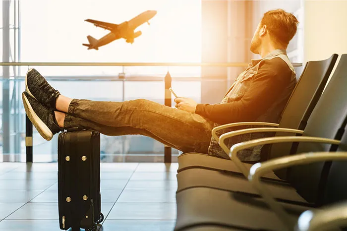 People Look Back On Their 45 Biggest Regrets From Their 20s