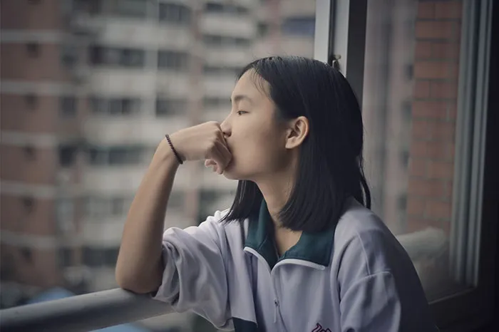 People Look Back On Their 45 Biggest Regrets From Their 20s