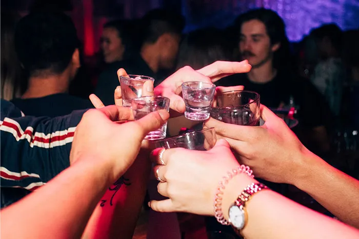 People Look Back On Their 45 Biggest Regrets From Their 20s