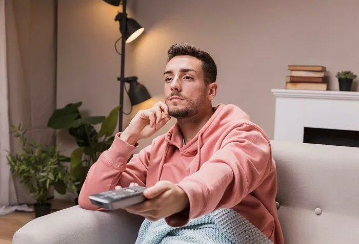 Women Caught Men Thinking And Asked What’s On Their Mind, These 30 Answers Didn’t Disappoint
