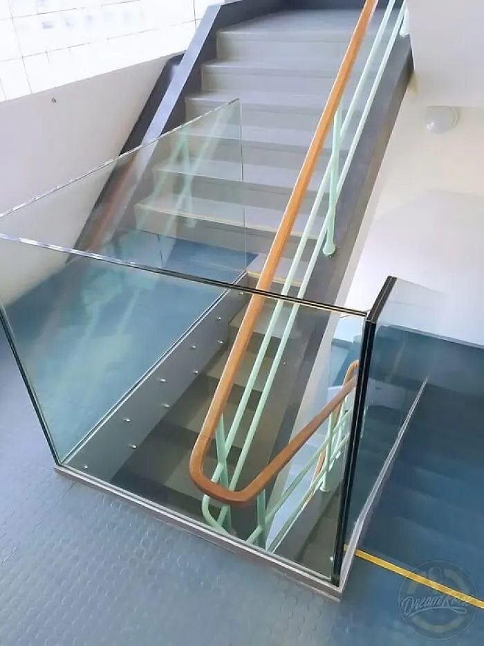 Funny-Construction-House-Fails-Pics