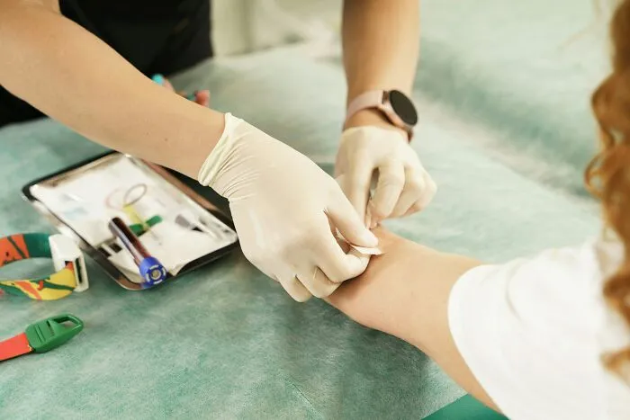 Medical Professionals Debunk 39 Health Myths They Wish You’d Stop Believing