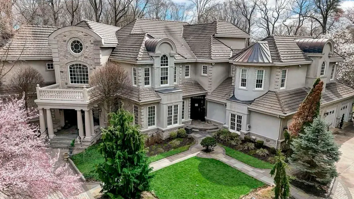 30 Homeowners Who Made All The Wrong Decisions When Designing Their Homes (New Pics)