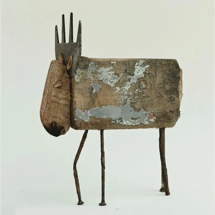 Artist Transforms Driftwood Into Captivating Sculptures Full Of Personality (25 Pics)