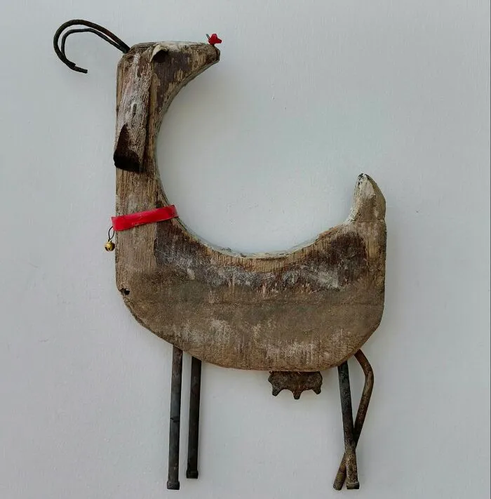 Artist Transforms Driftwood Into Captivating Sculptures Full Of Personality (25 Pics)