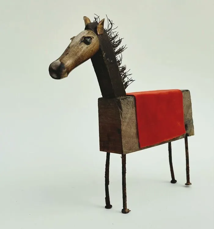 Artist Transforms Driftwood Into Captivating Sculptures Full Of Personality (25 Pics)
