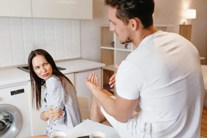 30 Of The Most Satirical Posts from The “WomenInMaleFields” Viral Trend