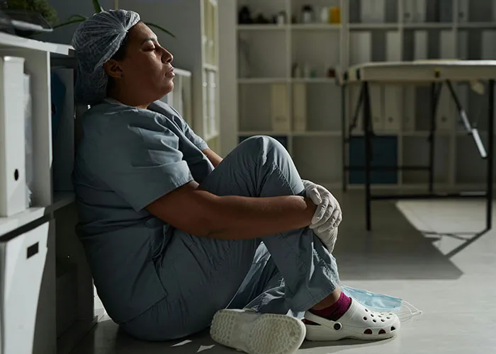“Like Something In A Movie”: 36 Hospital Workers Share Their Wildest Stories