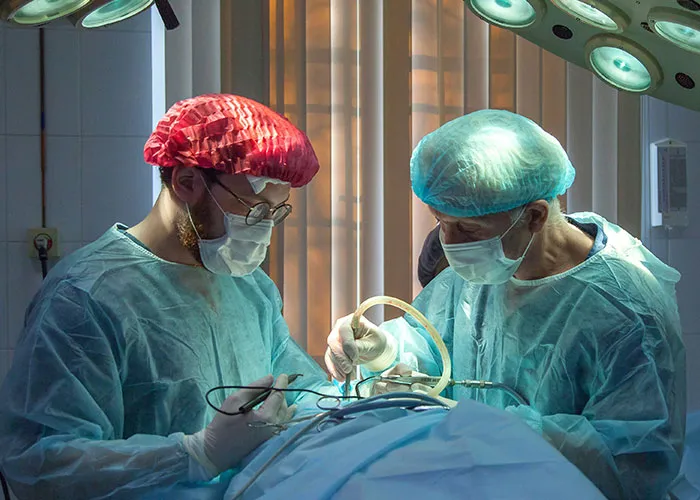 “Like Something In A Movie”: 36 Hospital Workers Share Their Wildest Stories