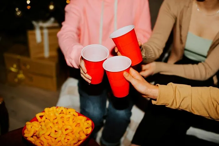 “Layoffs After Potluck”: 30 Of The Craziest Things That Happened At A Work Christmas Party