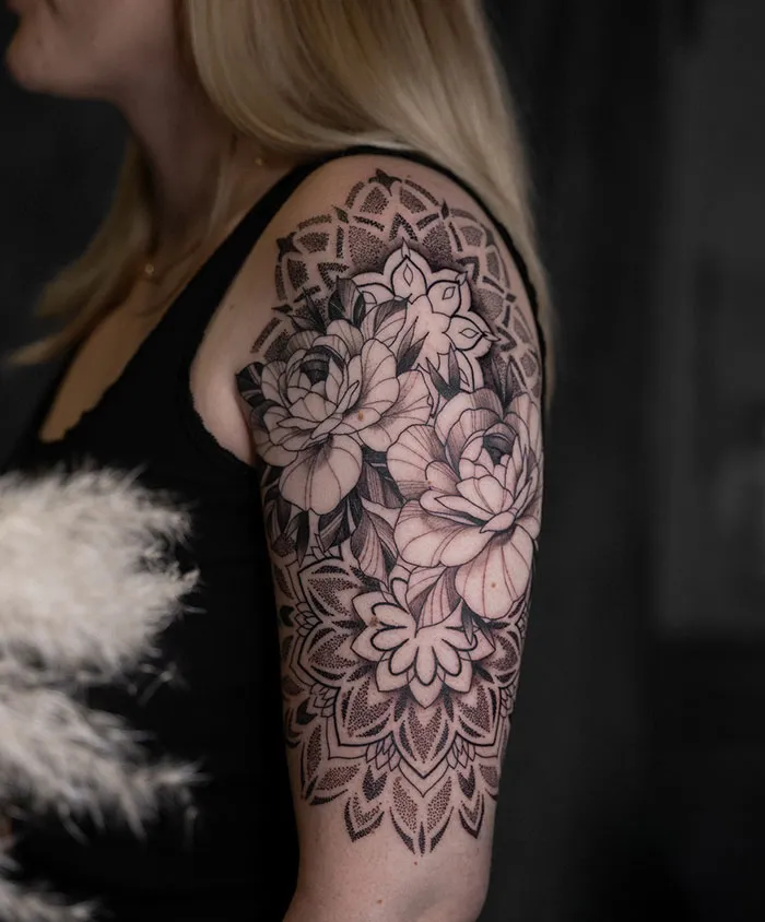 Flower-Power Mandala