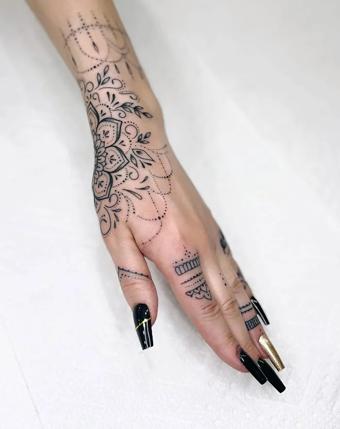 Delicate Arm Design