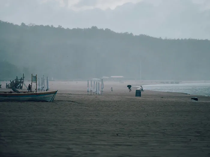 30 Stories Of People Witnessing Something Wild And Shocking At The Beach