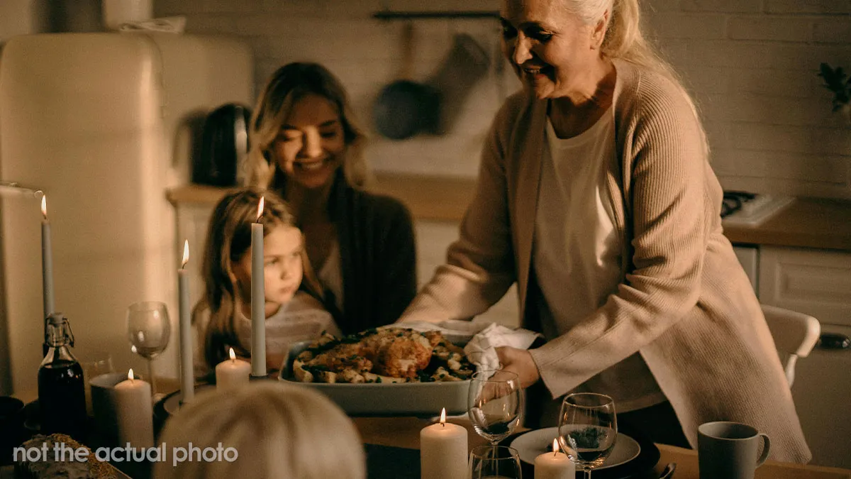 Siblings Say It’s Unfair Their Sis Invites Herself To Xmas And Exhausts Everyone, Sparks Debate
