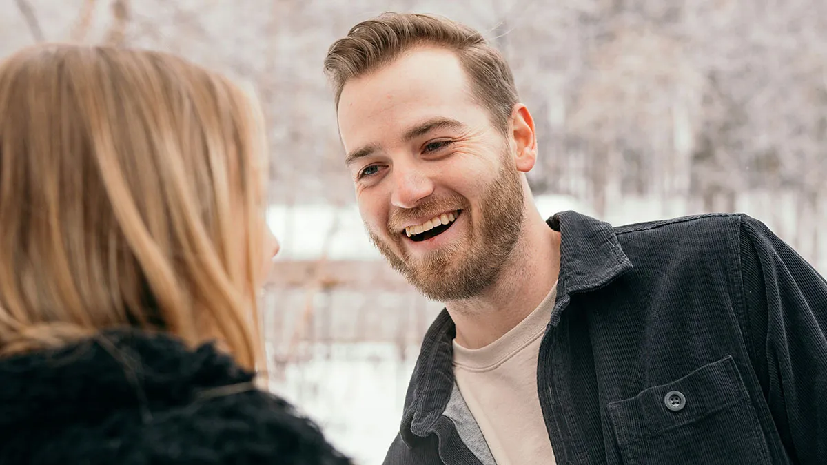 Woman Asks Fiancé To Postpone The Wedding After Seeing His Interactions With A New Female Friend