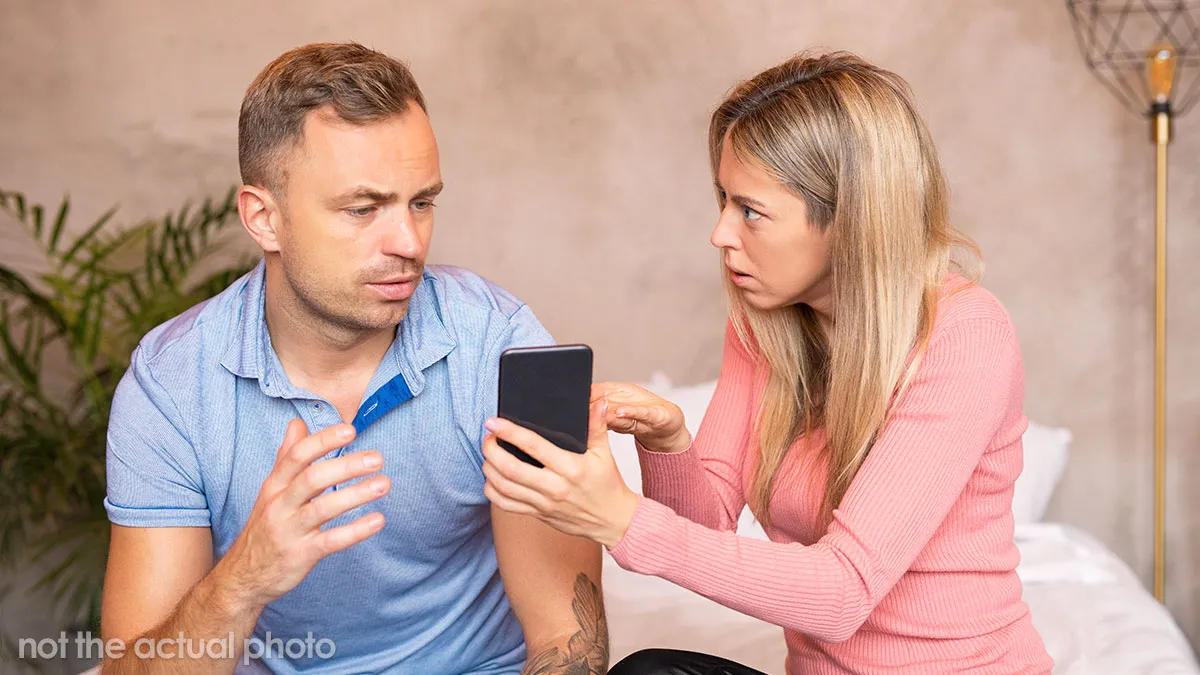 Religious Parents Stalk 24YO Daughter On Date, Then Later Criticize Her Actions, She Is Shocked
