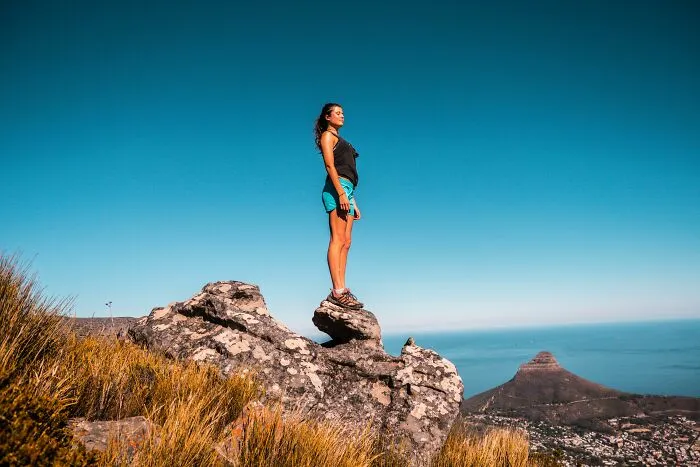 30 Of The Most Satirical Posts from The “WomenInMaleFields” Viral Trend