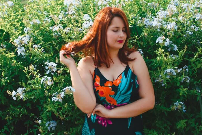 30 Of The Most Satirical Posts from The “WomenInMaleFields” Viral Trend