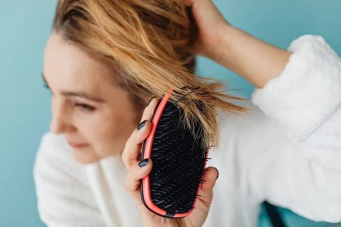 “I Can Smell These In Someone From Several Feet Away”: 30 Hygiene Habits Everybody Should Follow