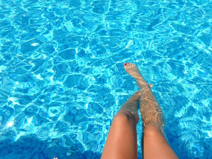 24 Bare Truths About Nudist Lifestyle, Shared By Proponents Online