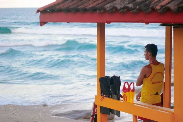 “Really Creepy”: 35 Frightening Parts Of Working Certain Jobs That Do Not Get Talked About