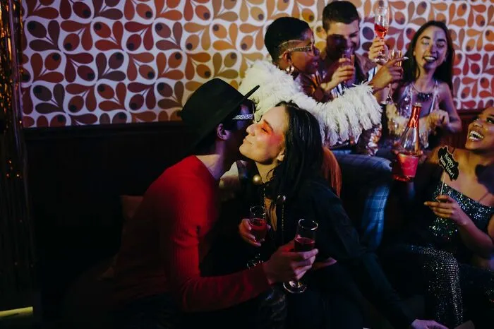 “Layoffs After Potluck”: 30 Of The Craziest Things That Happened At A Work Christmas Party