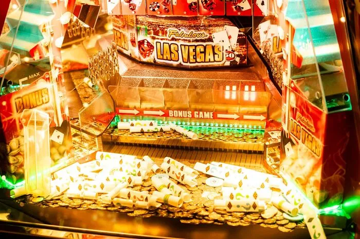 30 Sad And Wild Casino Secrets People Discovered After Working In A Casino