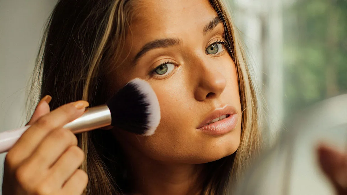 Roommate Keeps Taking Makeup Without Asking, Regrets It: "She Came Home Furious"