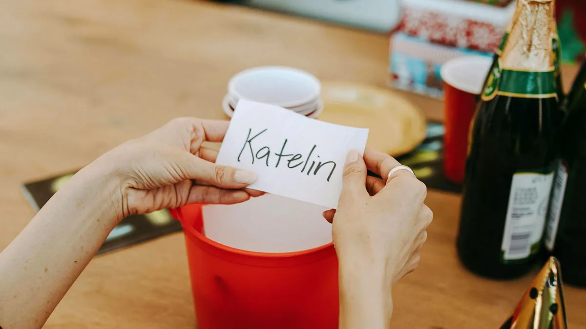 Woman Is Horrified After Receiving Used And Smelly Gifts From Secret Santa, Shares Everything Online