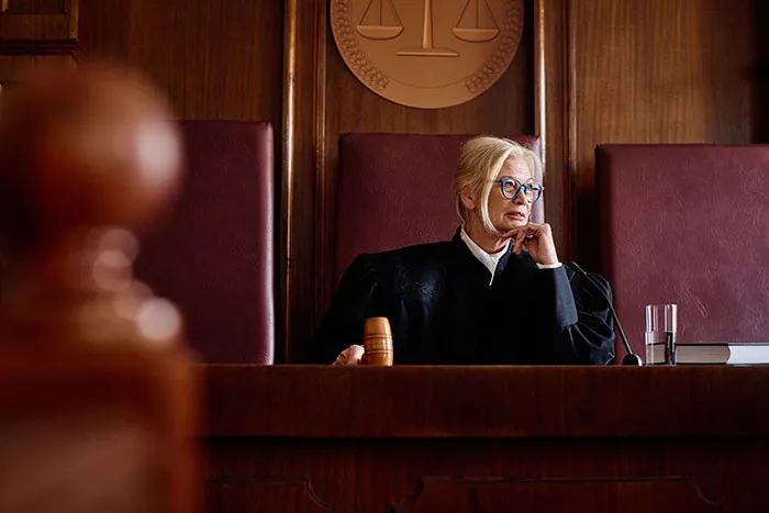 “Added 9 Years To A Short Sentence”: 50 Lawyers Recall The Stupidest Things Clients Have Done