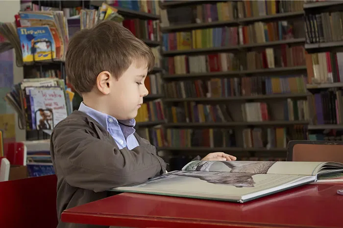 “Not Being Bathed”: 40 Signs The Kids Are Not Alright Because Of Bad Parenting