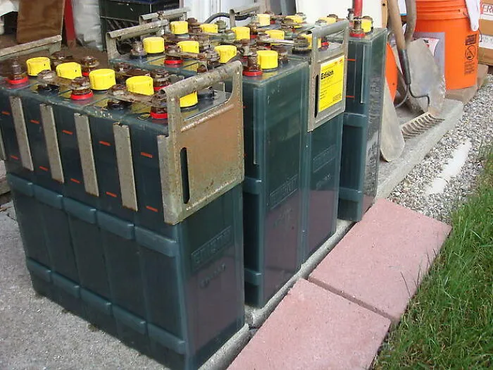 Netizens Reveal 33 Of The Weirdest Deliveries They’ve Ever Received Despite Not Ordering Them