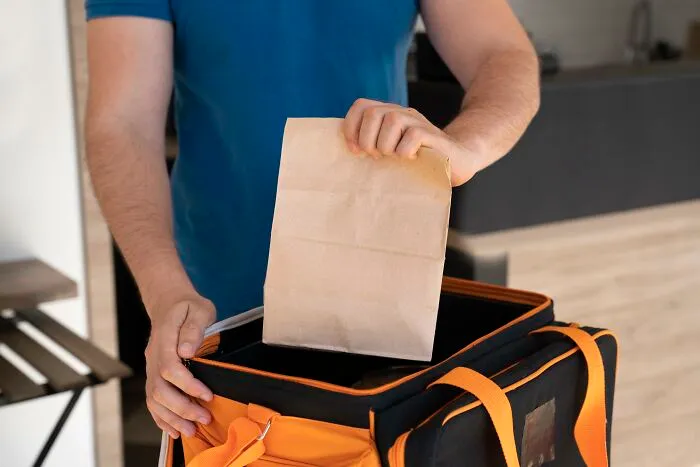Netizens Reveal 33 Of The Weirdest Deliveries They’ve Ever Received Despite Not Ordering Them
