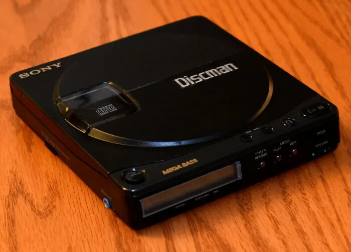 23 Peeps Who Were Teens In The Early 2000s Look Back To Share What It Was Like