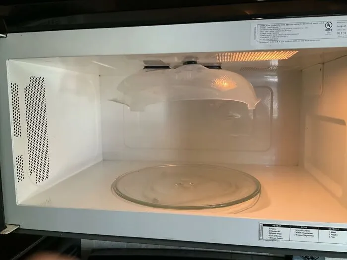 Say Goodbye To Messy Microwaving With This <a Style="Display:inline;" Href="Https://Www.amazon.com/Magnetic-Microwave-Cover-Splatter-Anti-Splatter/Dp/B09x97k6gc?ie=utf8&th=1&linkcode=ll1&tag=bphyena-20&linkid=6751ced6e78b94e58a74618dab4f1184&language=en_us&ref_=as_li_ss_tl" Target="_blank"><span Style="Font: Inherit; Color: #d74b1f;"> Magnetic Microwave Splatter Cover </Span>, A Clever Solution That Contains The Chaos And Makes Cleanup A Snap!