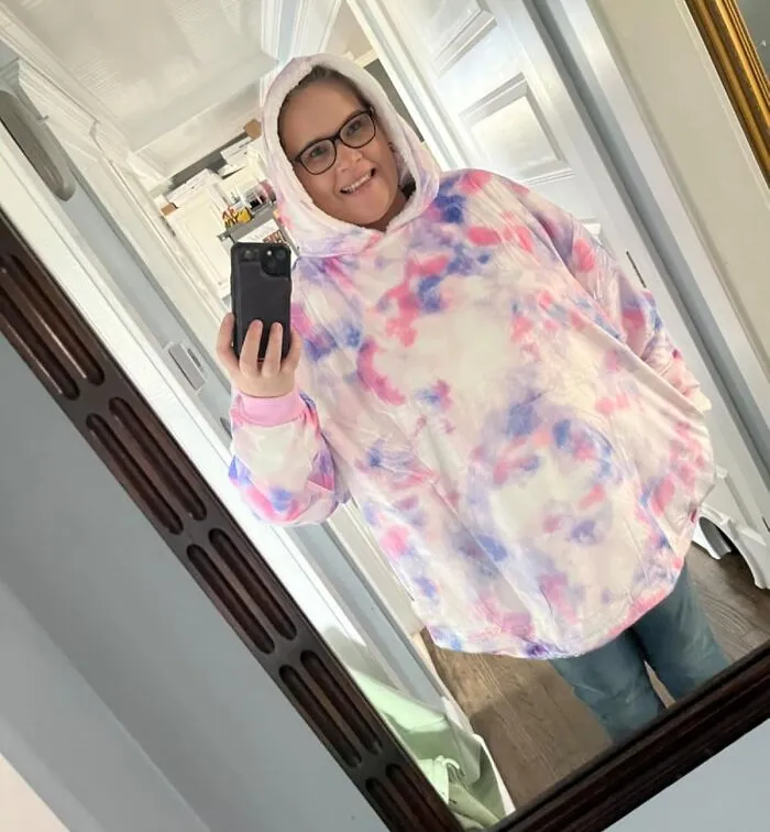 Wrap Yourself In Warmth And Comfort With The <a Style="Display:inline;" Href="Https://Www.amazon.com/Bare-Home-Sherpa-Wearable-Blanket/Dp/B0cnbmlrtt?ie=utf8&linkcode=ll1&tag=bpkiwi-20&linkid=514726f506166b2edd1cb5eaf33a8d70&language=en_us&ref_=as_li_ss_tl" Target="_blank"><span Style="Font: Inherit; Color: #d74b1f;"> Wearable Blanket Hoodie </Span>, A Cozy And Practical Garment That Combines The Softness Of A Blanket With The Versatility Of A Hoodie