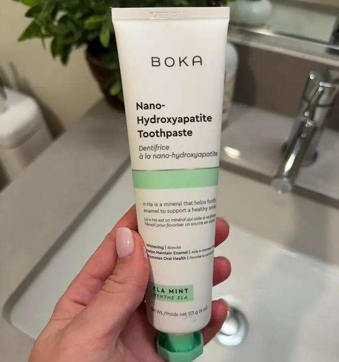 Sparkle With A Smile That's Healthy And Natural With <a Style="Display:inline;" Href="Https://Www.amazon.com/All-Toothpaste-Whitening-Fluoride-Free/Dp/B083jhccv2?ie=utf8&linkcode=ll1&tag=bpkiwi-20&linkid=e825f548e39000f649372f74bd2b190b&language=en_us&ref_=as_li_ss_tl" Target="_blank"><span Style="Font: Inherit; Color: #d74b1f;"> Boka Fluoride Free Toothpaste </Span>, A Gentle And Effective Oral Care Essential That's Now Available At A Brushing Good Price