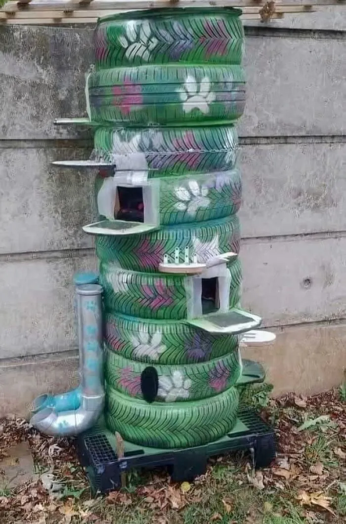 "That's It, I'm Craft Shaming": 30 DIY Projects That Probably Shouldn't Have Seen The Light Of Day (New Pics)