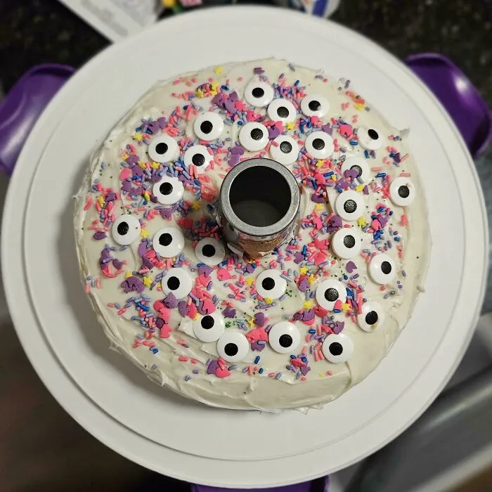 Took My Daughter To Get Ingredients To Bake My Wife A Birthday Cake. Then She Saw The Decorative Edible Eyes