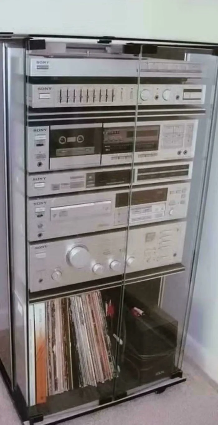 The Sound And Bass This Thing Put Out Was Crazy!!