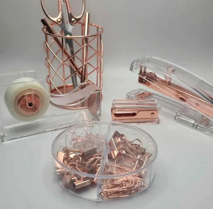 Elevate Your Workspace With A Touch Of Luxury And A Dash Of Glamour With These <a Style="Display:inline;" Href="Https://Www.amazon.com/Famassi-Accessories%ef%bc%8coffice-Supplies-Ballpoint-Staples/Dp/B09y2xhf33?ie=utf8&linkcode=ll1&tag=bpkomodo-20&linkid=da5ed438d650f8d66e0e3dcb41c9feb7&language=en_us&ref_=as_li_ss_tl" Target="_blank"><span Style="Font: Inherit; Color: #d74b1f;"> Rose Gold Desk Accessories </Span>. From Paperweights To Pen Holders, This Rose Gold Suite Adds A Sophisticated Shine To Your Office Decor, Making You Feel Like A Total Boss