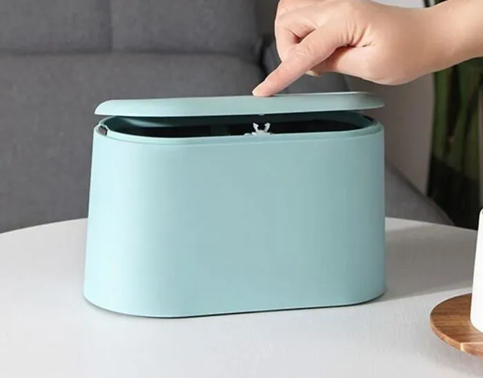 Keep Your Workspace Tidy And Your Sanity Intact With The <a Style="Display:inline;" Href="Https://Www.amazon.com/Mini-Trash-Can-Lid-Wastebasket/Dp/B09tj95vbn?crid=1bbgtczzyvz5f&dib=eyj2ijoimsj9.tdtlm0yzjpkvzv8bwhnywjbxbmp1xehg9rejbr1rlwjjenh0shaz3tsziovga-Wgfuavwu1fgwydcqoxvclok4_tzrjvltyiplsu7wpbpxt0u4ea4mnpeczuipfxddmivlncz4lnfr9oif3ncdiafixnkflg-Xrfwos540jwbh9sjboj7p7fmwnx_fhg3cvhp5ot1f0la-U7nhybxrhswwyugj0uc0libscktg9-W_a.ivbrwuk9dpcoxkdomrlyz_ghetejdiczheiv9p2i7sg&dib_tag=se&keywords=desktop%2btrash%2bcan&qid=1736841174&sprefix=desktop%2btrash%2bcan%2caps%2c204&sr=8-6&th=1&linkcode=ll1&tag=bpkomodo-20&linkid=6be528e1e9d8f8235571a57dedf78cc2&language=en_us&ref_=as_li_ss_tl" Target="_blank"><span Style="Font: Inherit; Color: #d74b1f;"> Desktop Trash Can </Span>. This Compact Cutie Corals Your Disposable Office Supplies, Snack Wrappers, And Other Tiny Trash, Keeping Your Desk Surface Clear And Your Focus On Point