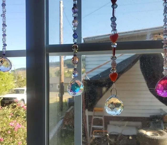 Dazzle Up Your Windows With These Gorgeous <a Style="Display:inline;" Href="Https://Www.amazon.com/Crystalsuncatcher-Vintage-Decorating-Suncatcher-Multi-Color/Dp/B07zg89w1z?ie=utf8&th=1&linkcode=ll1&tag=bpfig-20&linkid=32f814ccf1dd5681f0005f05a499dda5&language=en_us&ref_=as_li_ss_tl" Target="_blank"><span Style="Font: Inherit; Color: #d74b1f;"> 12 Piece Crystal Suncatchers </Span> - They'll Refract All The Good Vibes (And Some Actual Sunlight) Into Your Space!