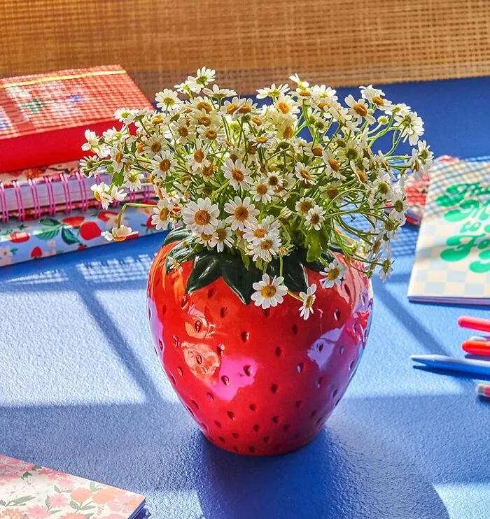 Sweeten Up Your Space With The <a Style="Display:inline;" Href="Https://Www.amazon.com/Dp/B093nkc9s1?ascsubtag=7797285%2c29%2c42%2cd%2c0%2c0%2c0%2c900%3a2%3b974%3a3%3b1125%3a2%3b1338%3a1%2c56474112%2c0%2c0%2c0&btn_ref=srctok-F5b3b40724af9c7f&th=1&linkcode=ll1&tag=bpfig-20&linkid=40a2f7d0565c02ec23b07dad0625ea83&language=en_us&ref_=as_li_ss_tl" Target="_blank"><span Style="Font: Inherit; Color: #d74b1f;"> Strawberry Vase </Span>. This Adorable Vase Is Shaped Like A Juicy Strawberry, Adding A Playful And Whimsical Touch To Your Home Decor. Fill It With Flowers Or Leave It Solo - Either Way, It's Sure To Bring A Smile To Your Face And A Dash Of Fun To Your Surroundings