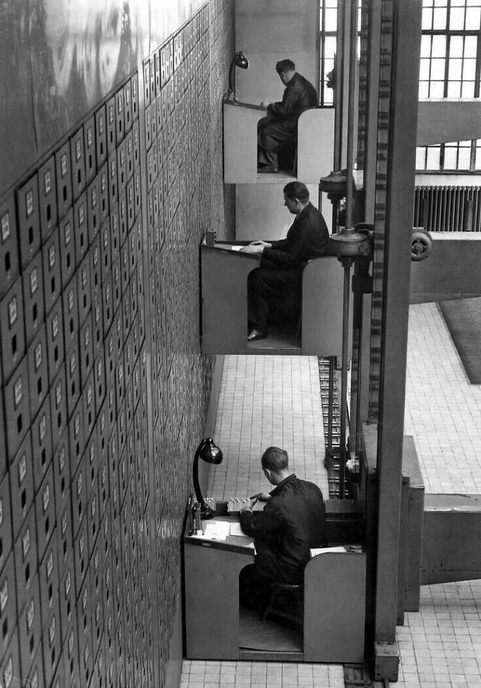 Why It's Called "Moving Up" In The Company. Electric Elevator Desks In Prague, 1937