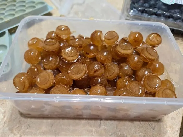  Who Knew We Could Could Lust After Perfectly Sperical Ice. Thanks TikTok For Making Us Bye <a Style="Display:inline;" Href="Https://Www.amazon.com/Wibimen-Ice-Cube-Tray-Lid/Dp/B0dbq64qmb?ie=utf8&th=1&linkcode=ll1&tag=bpboar-20&linkid=64efe4008f72dbfd5ab020423c5a4458&language=en_us&ref_=as_li_ss_tl" Target="_blank"><span Style="Font:inherit;color:#d74b1f;"> Round Ice-Trays </Span> By The Dozen!