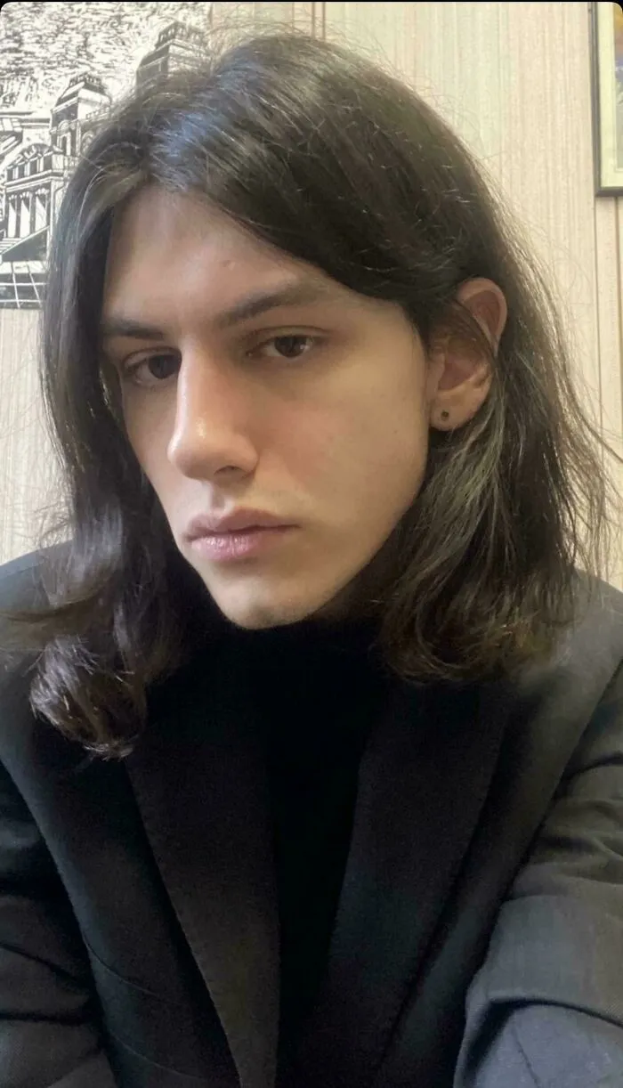 I Feel Like I Look Like Young Snape With Long Hair And It's Bad