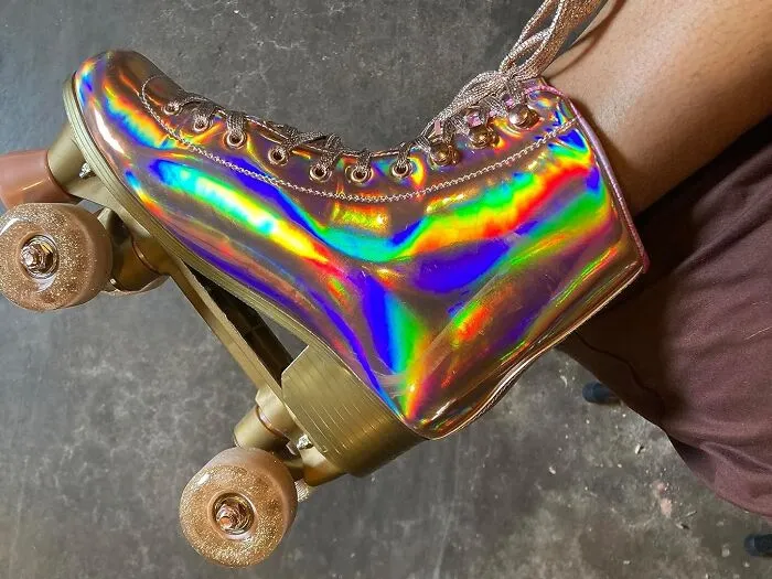 Your Hot Girl Walk Is About To Become A Hot Girl Roll With These <a Style="Display:inline;" Href="Https://Www.amazon.com/Jajahoho-Holographic-Leather-Rollerskates-Double-Row/Dp/B0db2fth92?ie=utf8&th=1&linkcode=ll1&tag=bpfrog-20&linkid=f7cafbbf2c96c871e5fd7c4fec0df9de&language=en_us&ref_=as_li_ss_tl" Target="_blank">  <span Style="Font: Inherit; Color: #d74b1f;"> Holographic Roller Skates </Span>